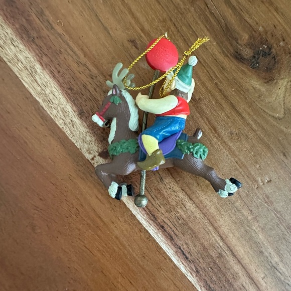 🎄Coca Cola Christmas Ornament Elf Riding Reindeer while Drinking a Coke🎄 - Picture 3 of 9